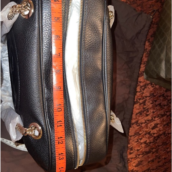 Authentic and Brand New Gucci Soho Chain Shoulder Handbag - Picture 6 of 13